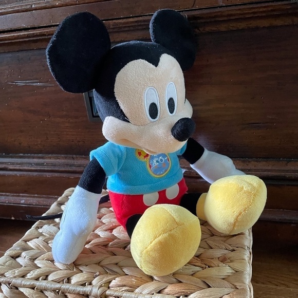 Disney Mickey Mouse stuffed figure - Picture 3 of 5